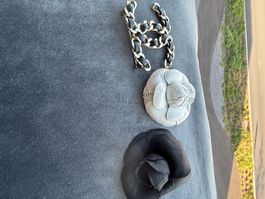 Origanale Chanel Brochen must have