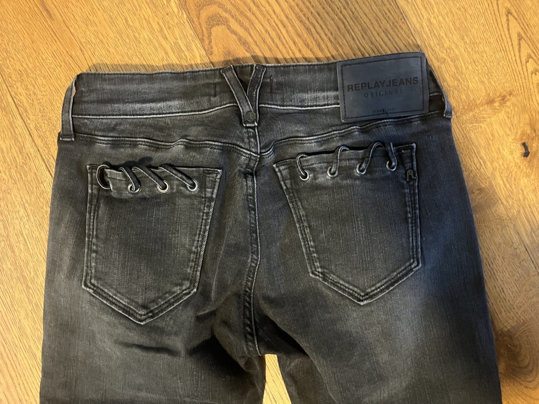 Replay Jeans: Replay Jeans Damen – Usato da Olten venduto da ShanaBanana 2