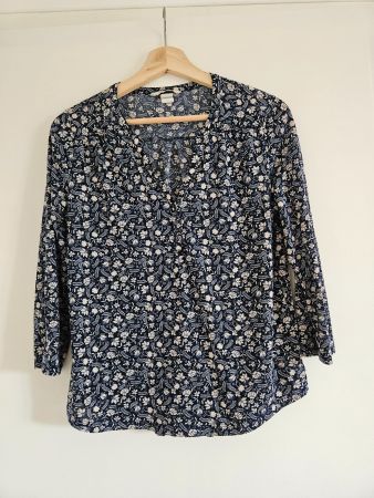 Wunderschöne Bluse mit Blumen Gr.S
