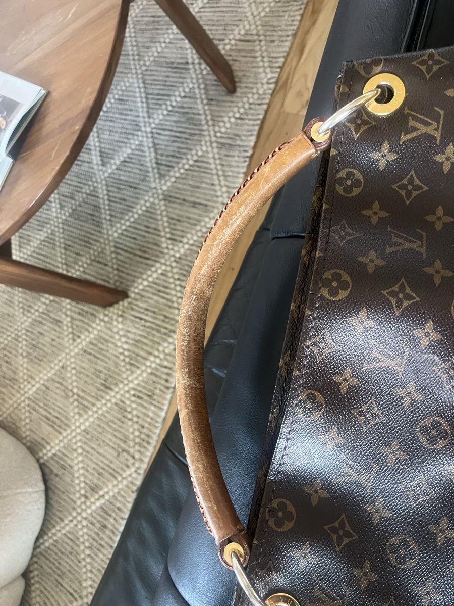 Louis Vuitton Sacs femmes: Louis Vuitton Monogramm Artsy – D'occasion à Ebikon par loy_wjg6 2
