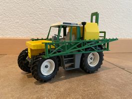 SIKU Fendt Xylon mit Aufbauspritze