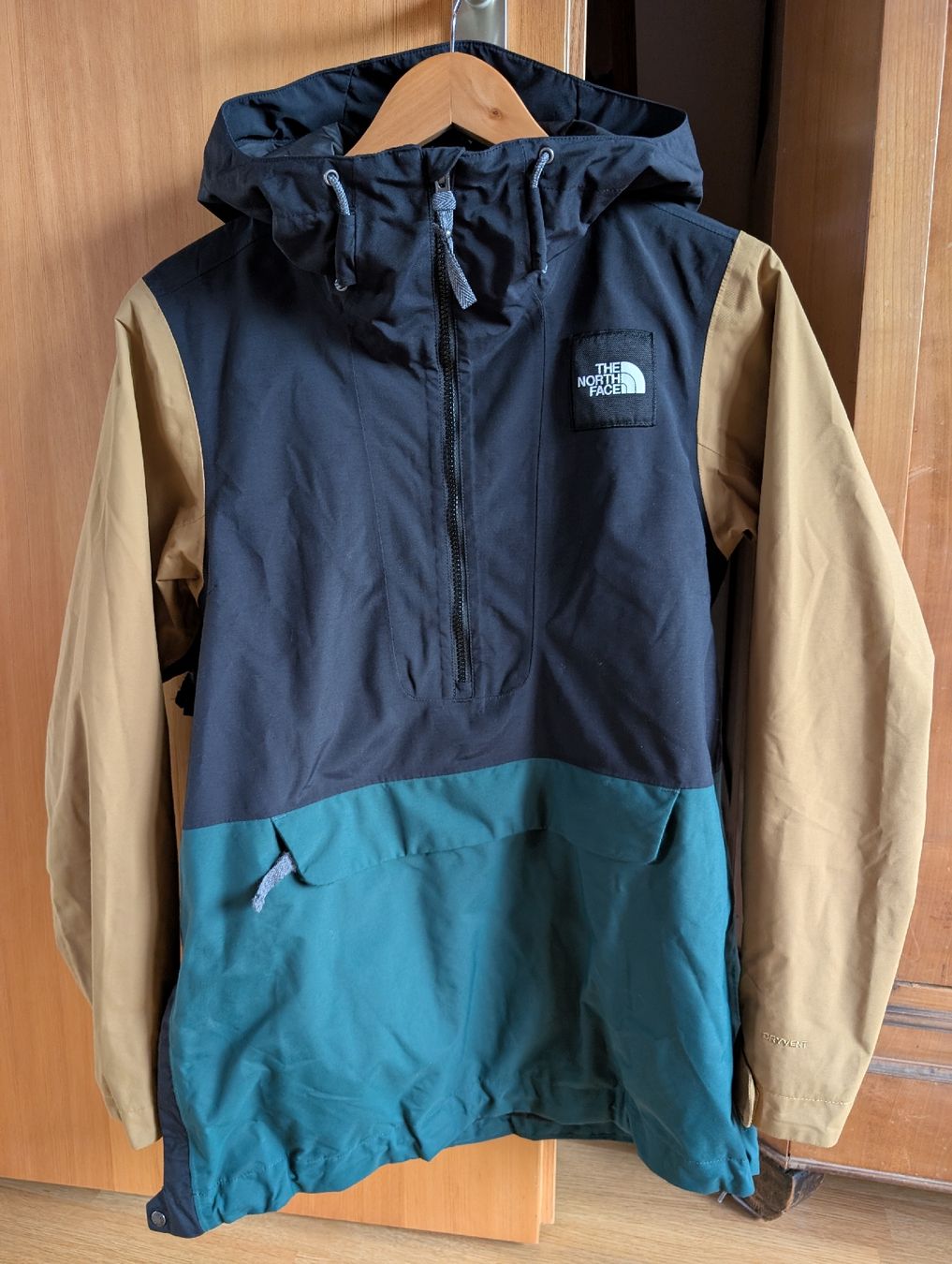North Face Giacche: The North Face Jacke – Usato da Hermetschwil-Staff venduto da ospaar