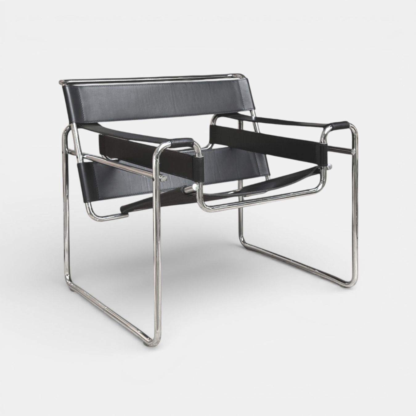 Knoll Poltrone: Knoll Wassily Sessel // Marcel Breuer // C – Usato da Schinznach-Dorf venduto da mix