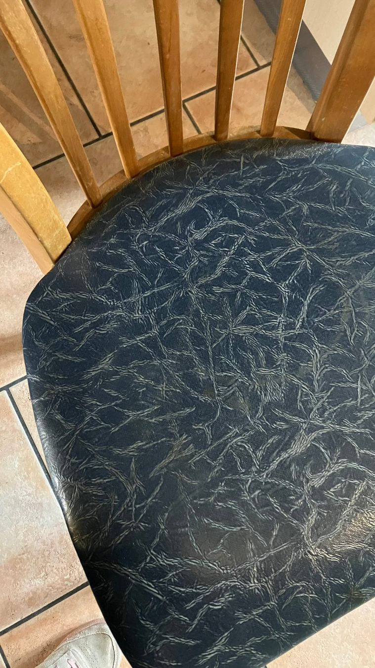 Stühle: Chaises vintage Stuhl – Gebraucht aus St-Cierges von LeRegain 2