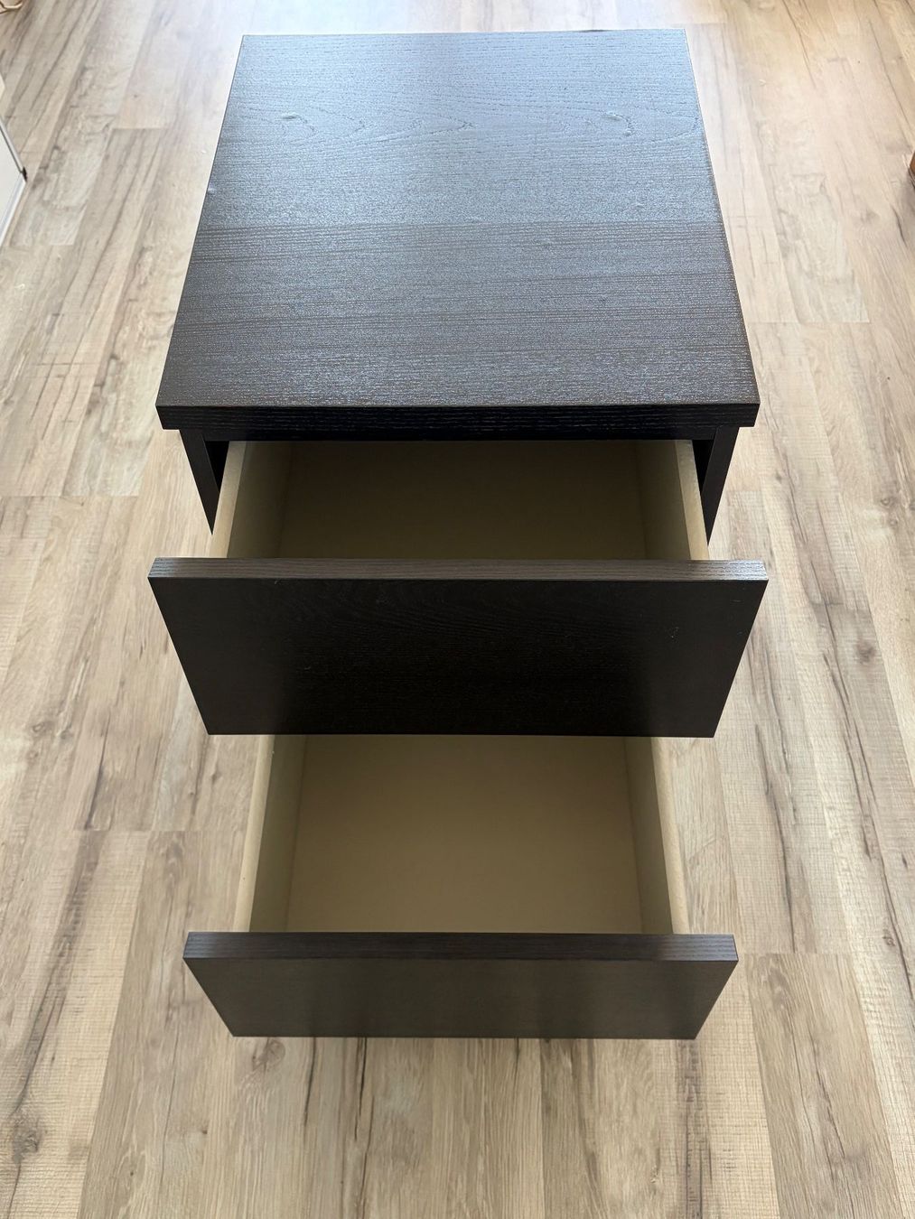 Ikea Comodini: IKEA MALM Nachttisch (2/2) – Usato da Zürich venduto da sop_jp2m 1