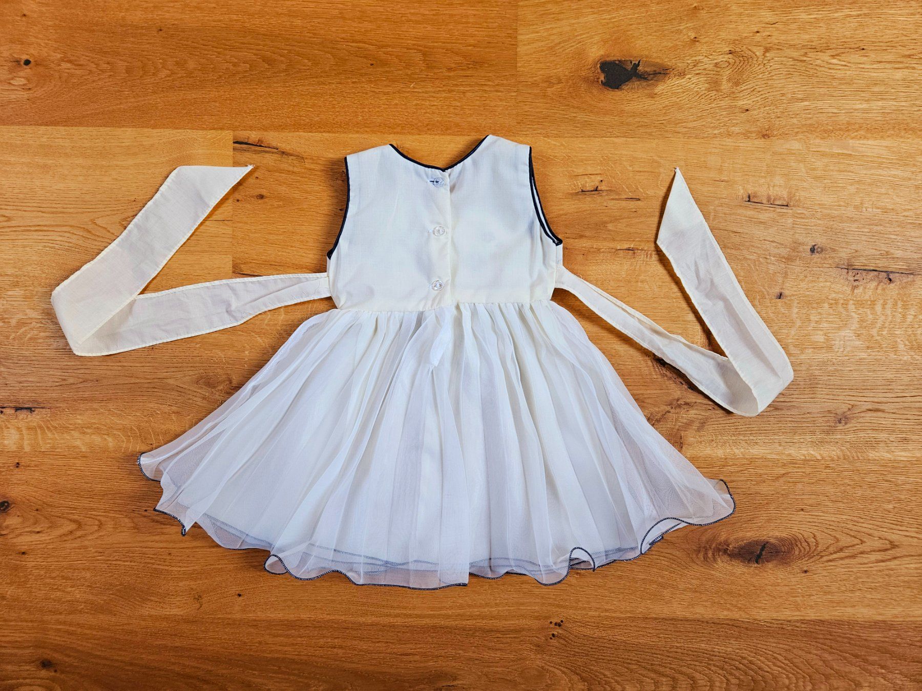 Vestiti & Gonne: Festkleid Mädchen 12 Monate ca. Gr. 80 – Usato da Buttwil venduto da Bezzy1 1