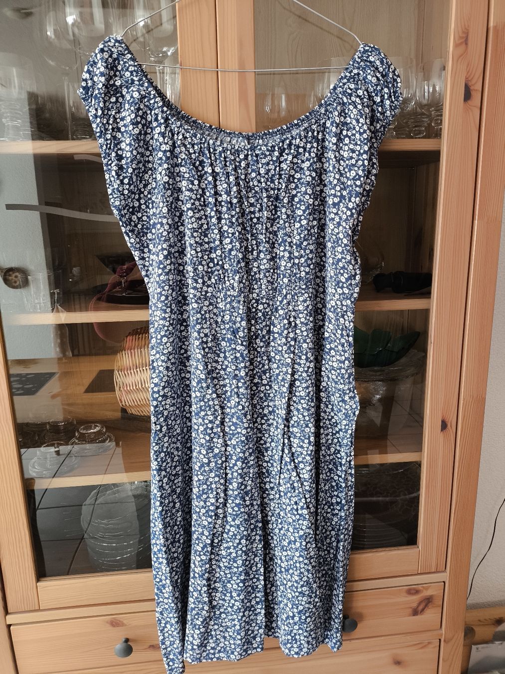 Vestiti: Kleid Gr.XXL Gr.46 – Usato da Burgdorf venduto da Ropajesi 2