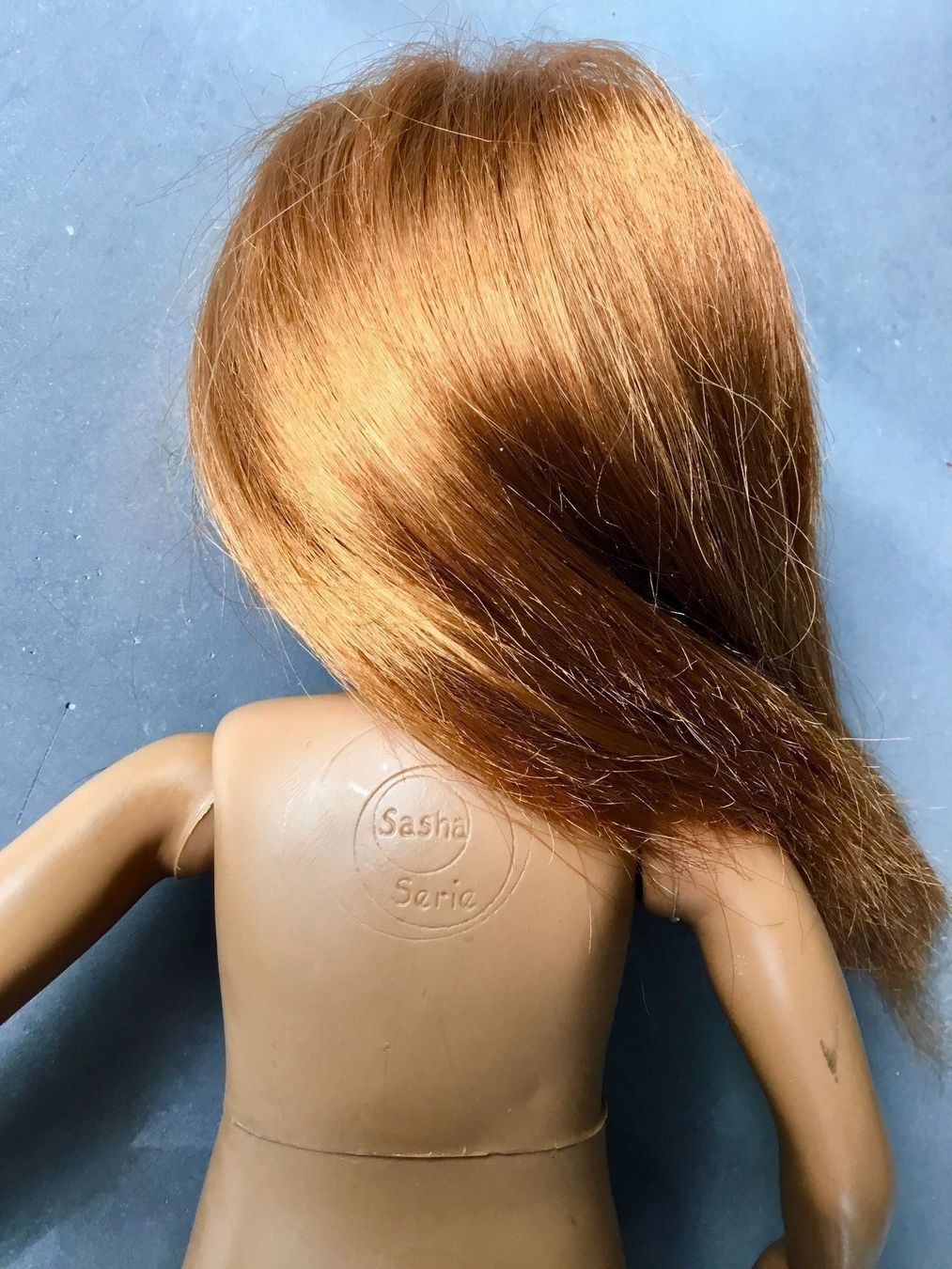 Puppen: Original Sasha-Serie Puppe mit Original-Kleidli – Gebraucht aus Eggersriet von Wiese61 5