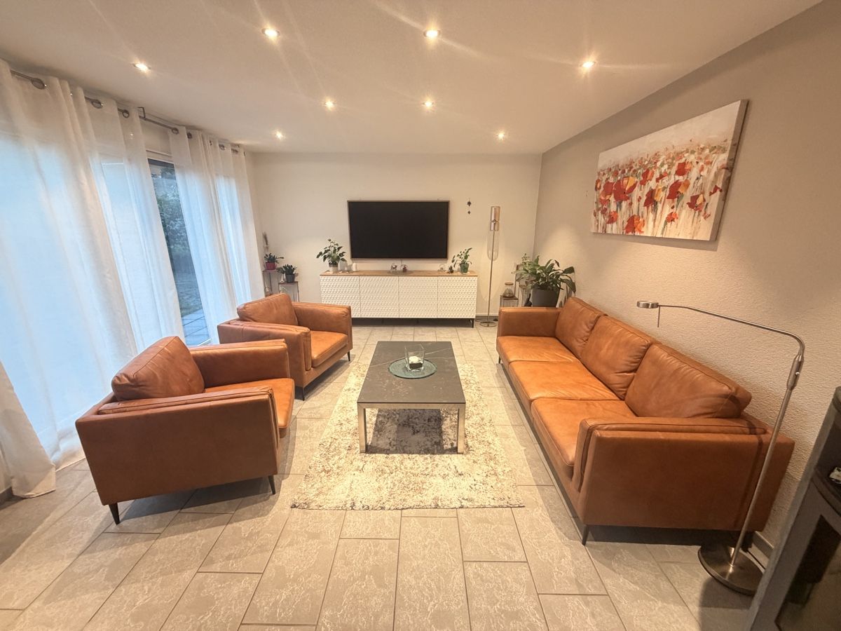 Conforama Sofas: Leder Sofa inklusive 2 Sessel – Neu (gemäss Beschreibung) aus Lengnau BE von luc_x7fp