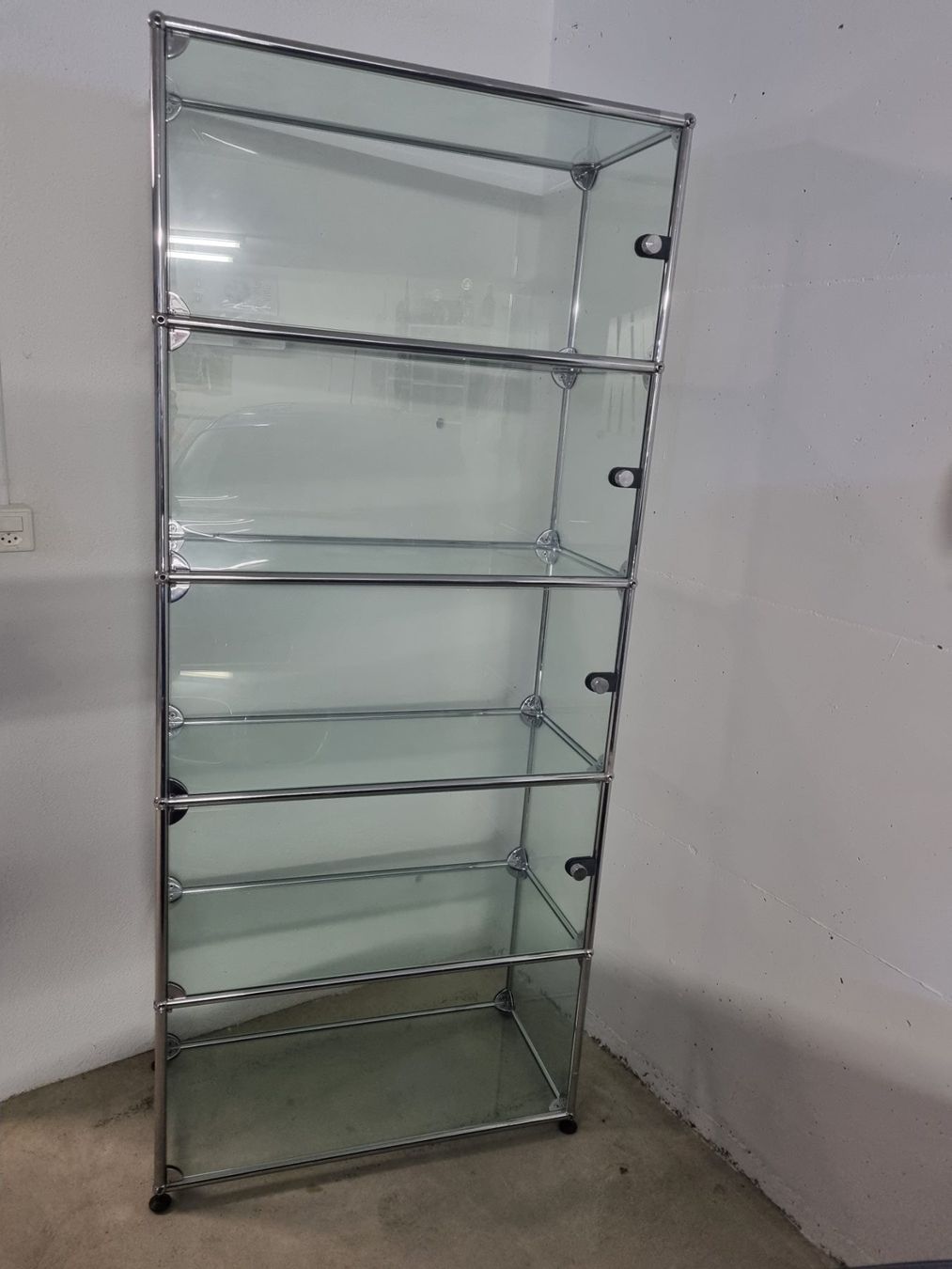 Vetrine: usm Glasvitrine – Usato da Arni BE venduto da bomba15 4