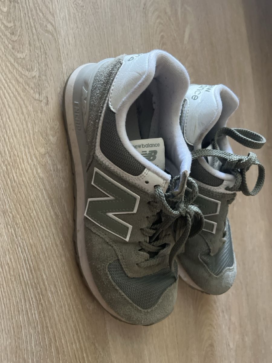 New Balance Herrenschuhe: New Balance Turnschuhe grün – Gebraucht aus Herisau von ali_hrd9