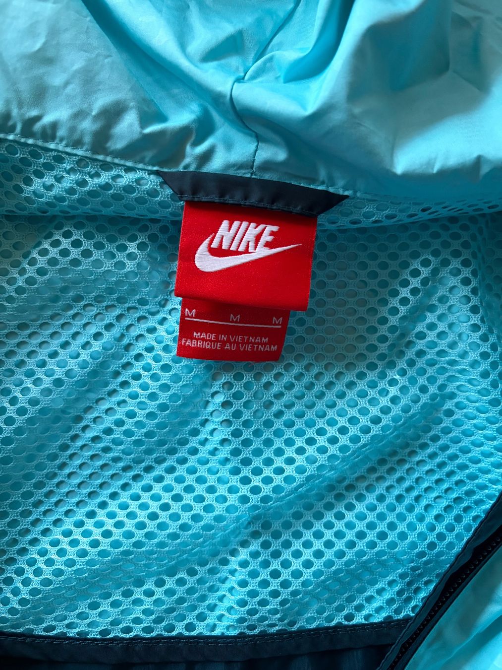 Nike Giacche: Nike Windrunner Gr. M – Usato da Muttenz venduto da bargain_hunter 2