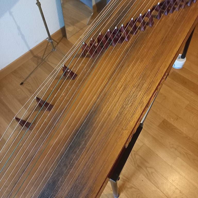 Strumenti musicali: Chinesische Zither. Guzheng – Usato da Dübendorf venduto da isu_b976 4
