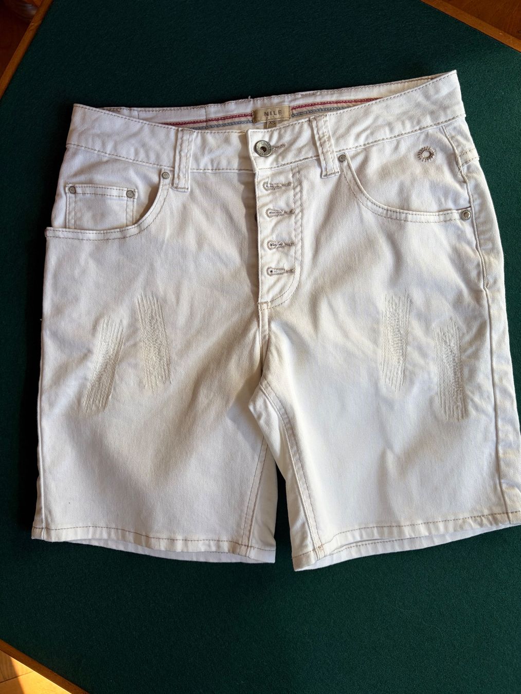 Nile Pantaloni: NILE Bermudashorts    Größe: XS / 36 DE – Usato da Interlaken venduto da Bona55 2