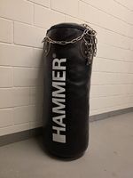 Hammer Boxsack 27 kg inkl. Ketten und Aufhängung