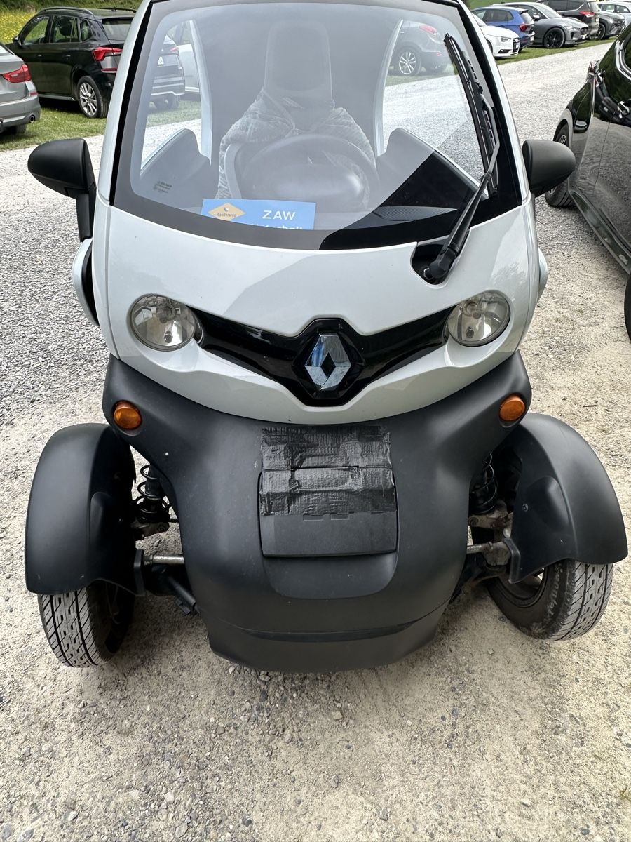 Renault Automobili: Twizy Renault  – Usato da Trüllikon venduto da angela4444 2