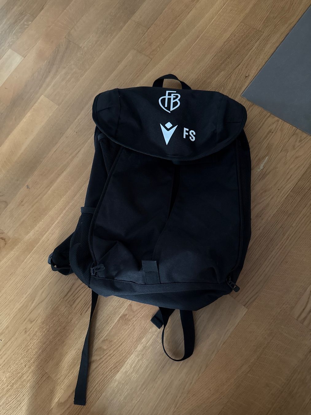 Rucksäcke: FC Basel Trainingsrucksack original – Gebraucht aus Riehen von Sangi22