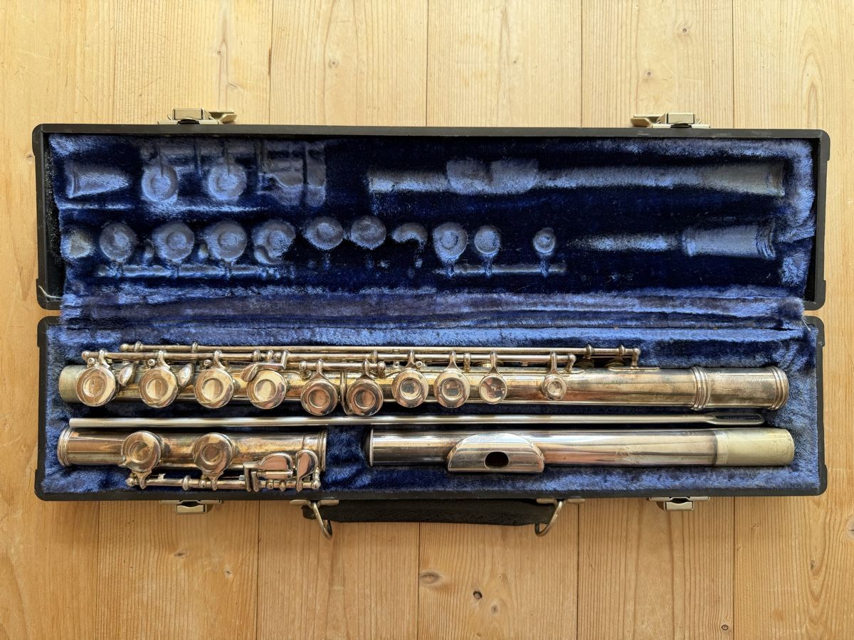 Strumenti musicali: Querflöte Gemeinhardt M2 Elkhart mit Koffer gebraucht – Usato da Himmelried venduto da rasmus67