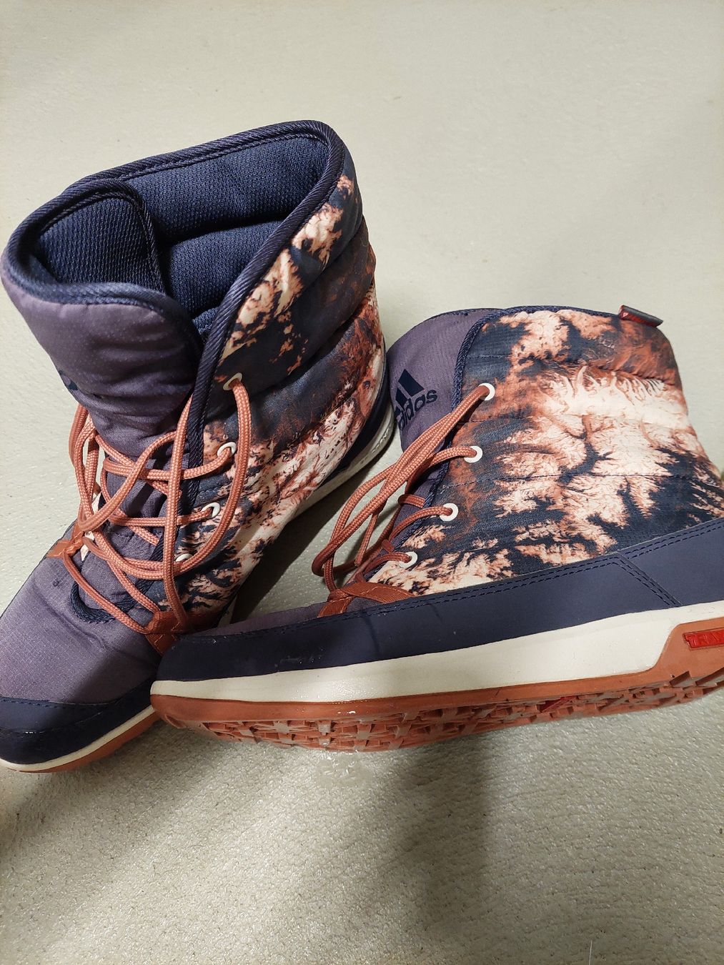 Adidas Damenschuhe: Adidas Winterschuh, Gr. 38 2/3 – Gebraucht aus Schenkon von rausausdemhaus