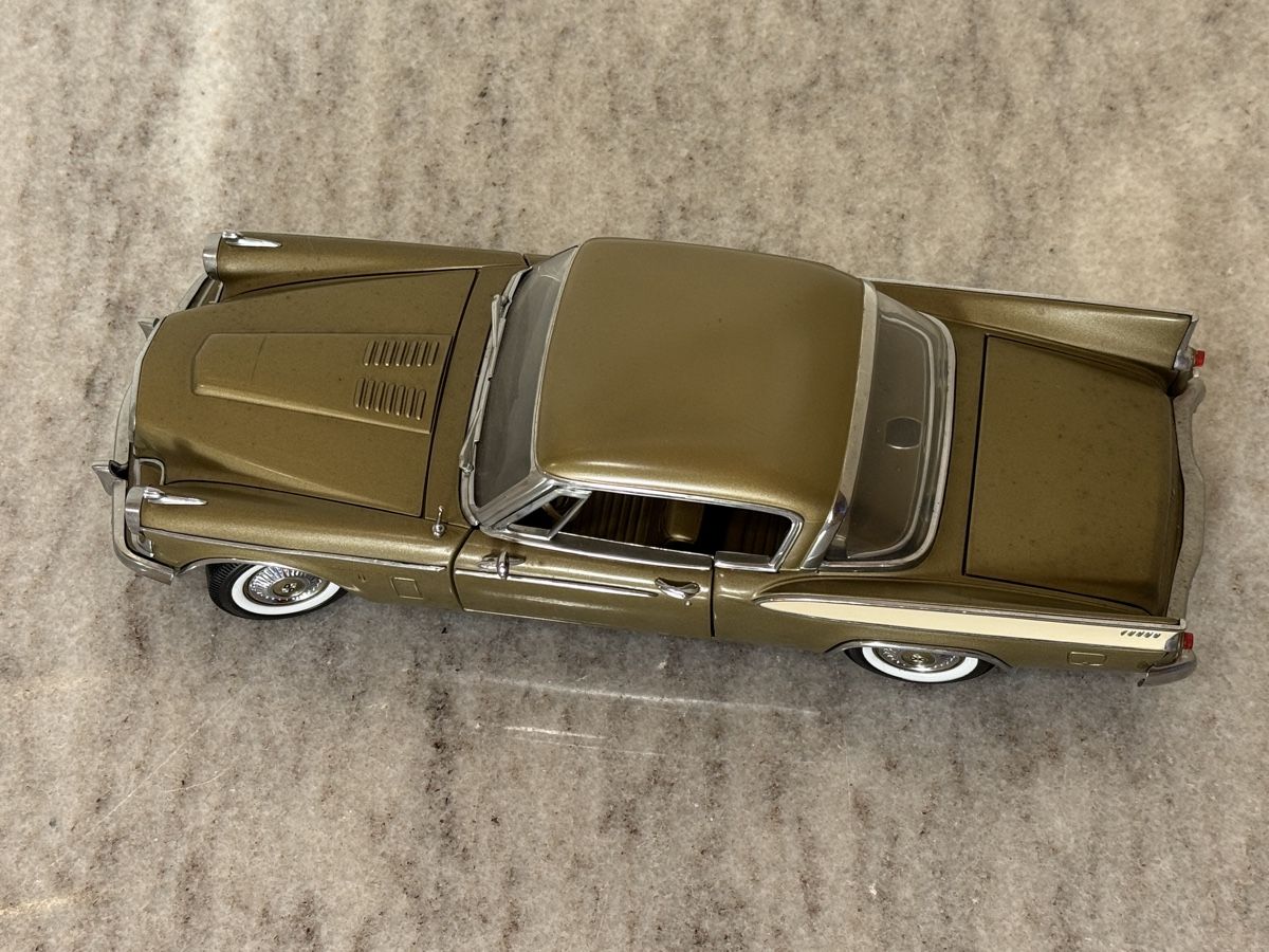 Modellini d'auto: Studebaker Golden Hawk 1958 – Usato da Burgdorf venduto da Jvan07 7