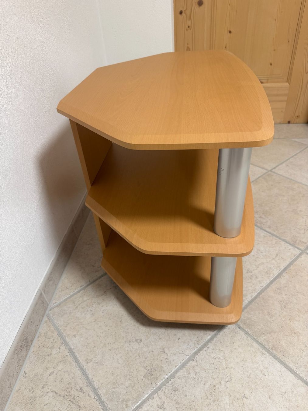 Meubles TV: Eck-TV-Möbel / HiFi-Rack mit 3 Ablagen – D'occasion à Jenaz par Sandrobordoli 8