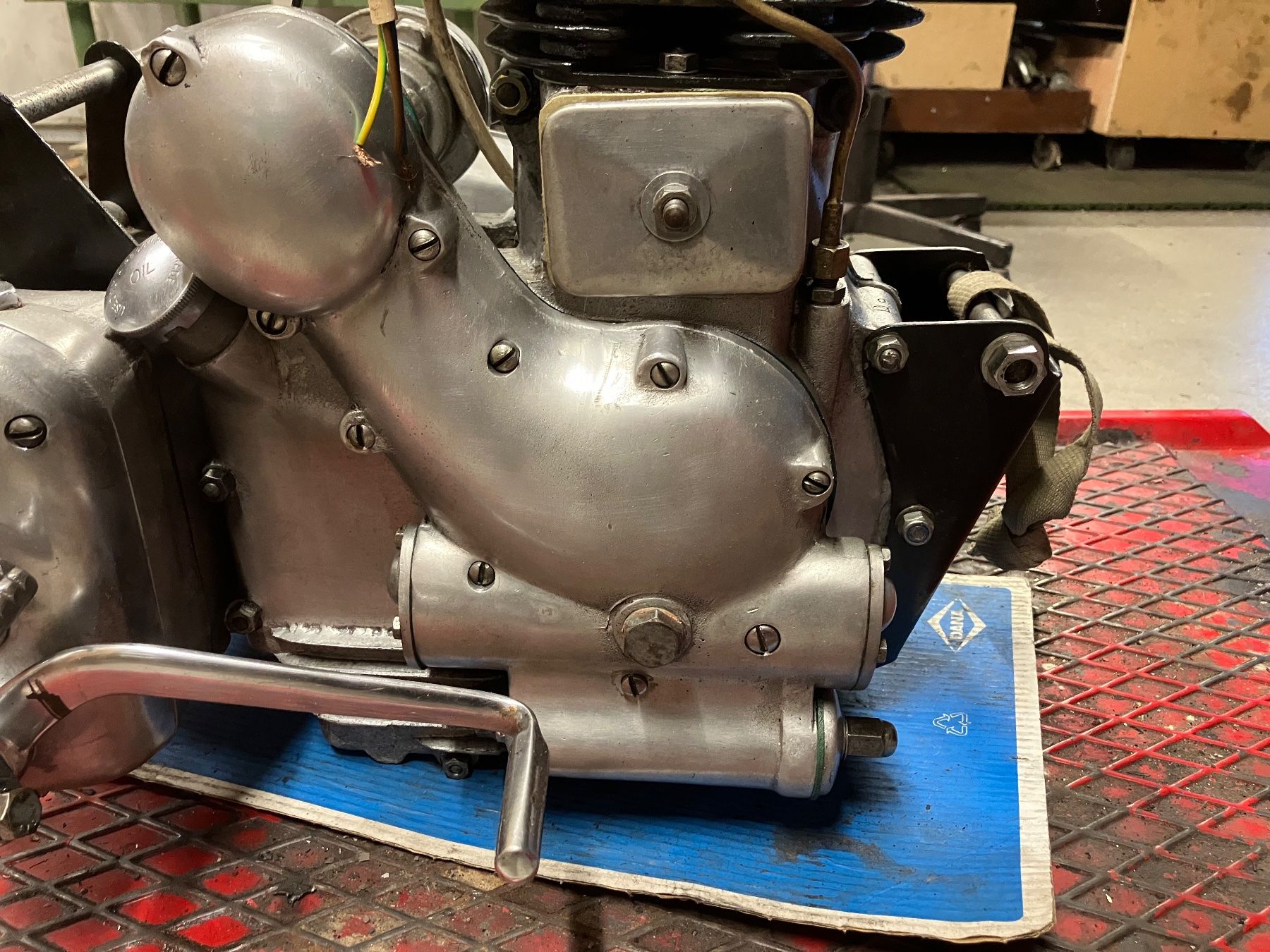 Royal Enfield Motoren: Royal Enfield Bullet 350 Motor – Gebraucht aus Gommiswald von rockyturn 5