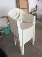 Kunststoffstühle weiss