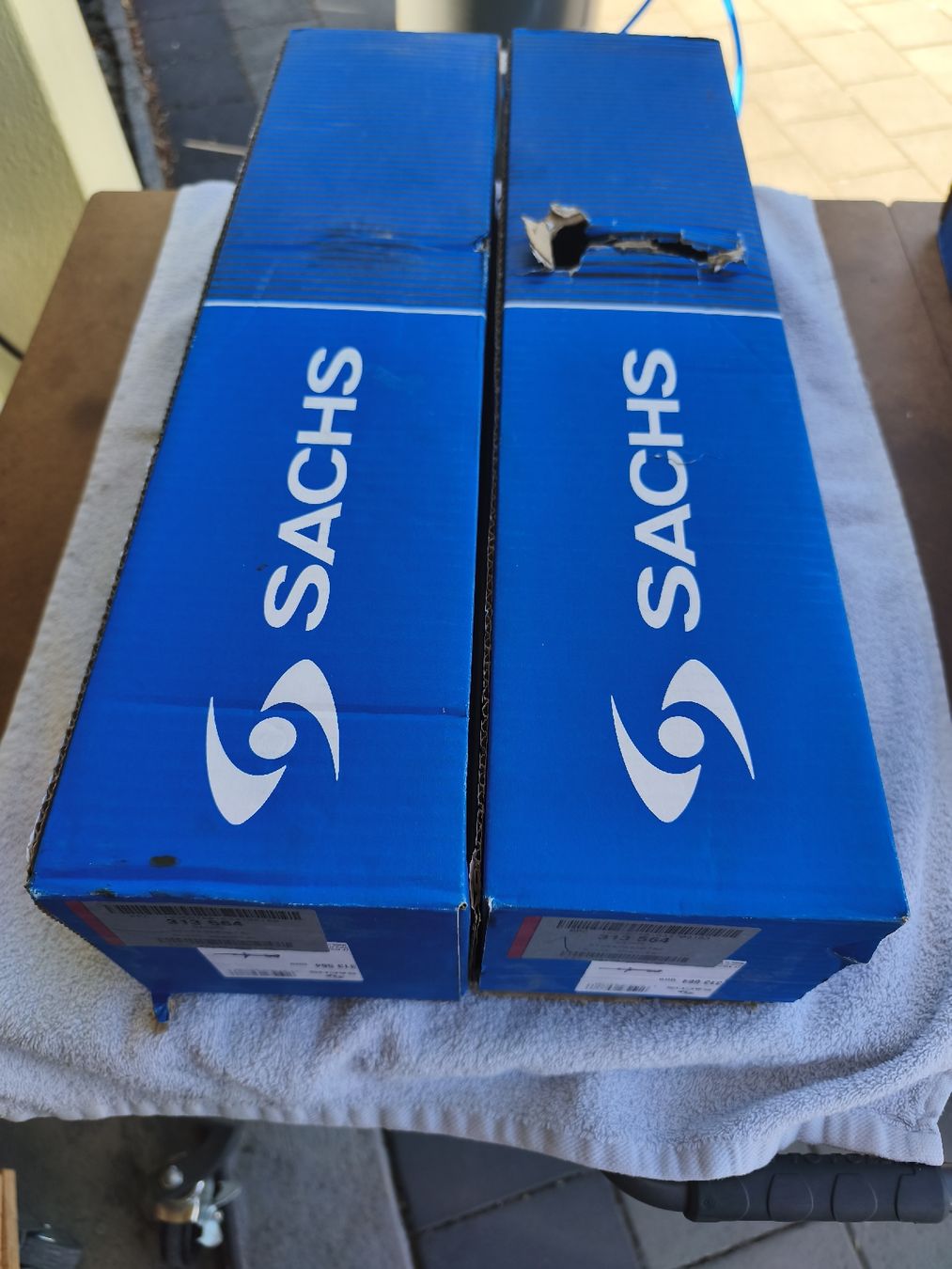 Tutti pezzi di ricambio auto: Stossdämpfer Sachs NEU 2 Stk. – Nuovo e nell'imballaggio originale da Recherswil venduto da Sruscha58