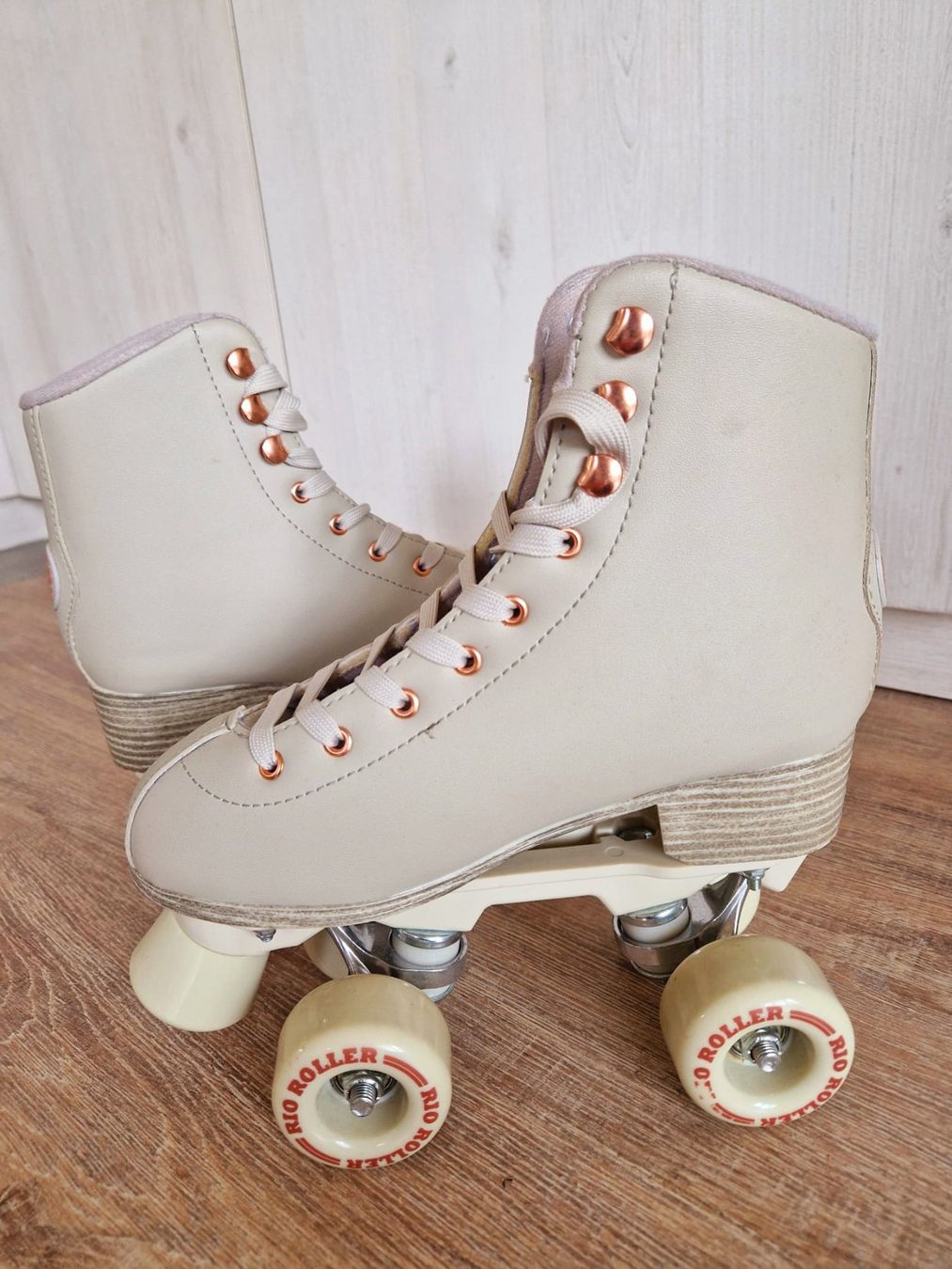 Inline-Skating & Rollschuhe: Roll Schuhe/patin a roulette – Neu (gemäss Beschreibung) aus Le mouret von mar_wy8n 1