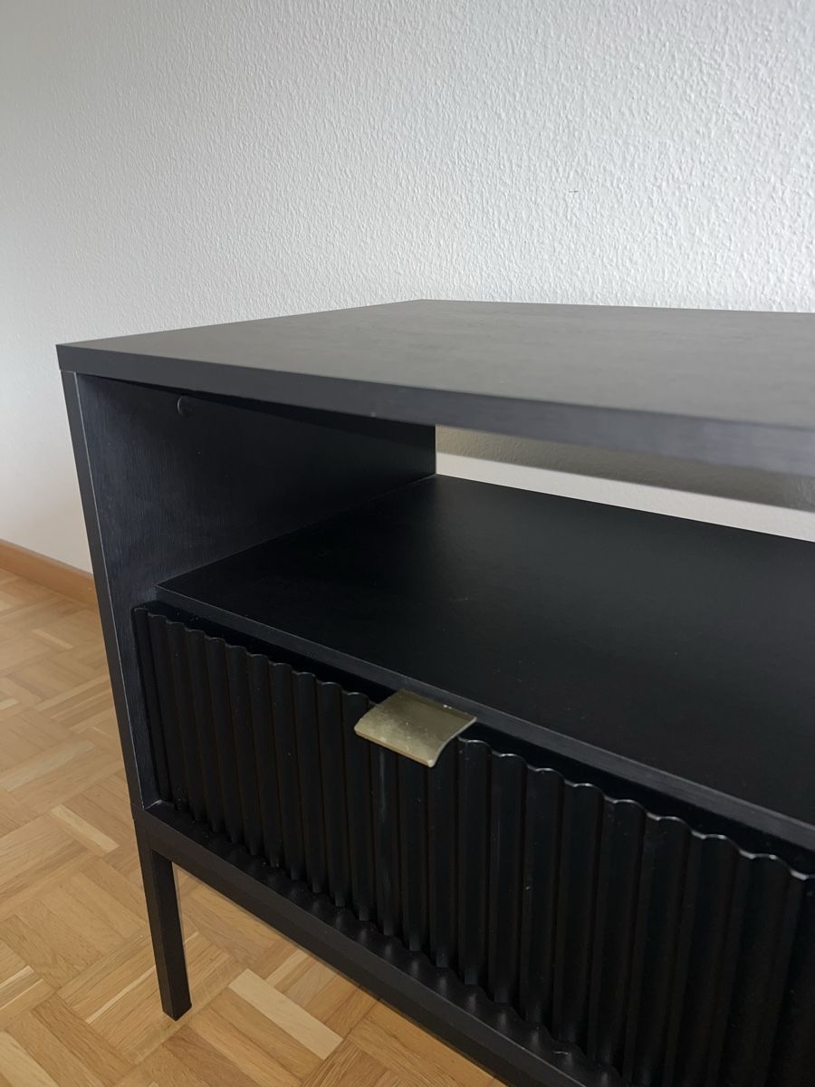 Comodini: Liouba Nachttischli in schwarz – Usato da Niederlenz venduto da CXClouds 4