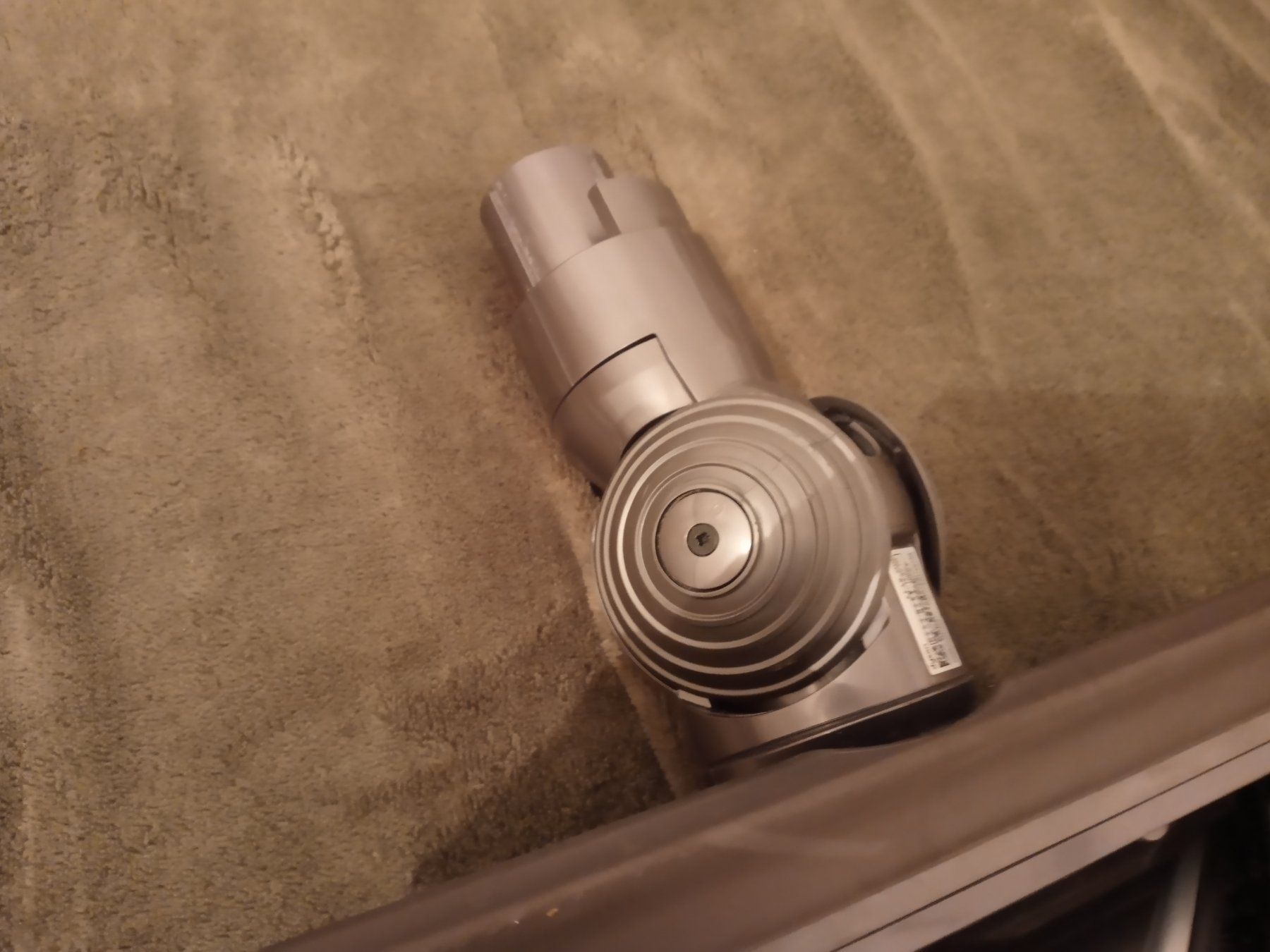Dyson Staubsauger & Zubehör: Dyson  Bodendüse Dyson V10 Motorburste – Gebraucht aus Prez-vers-Siviriez von Monija70 2