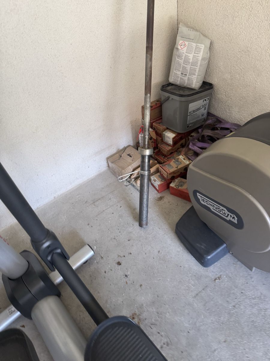 Manubri & Pesi: Langhantel 220 cm 20 kg – Usato da St. Margrethen SG venduto da taf_alb 1