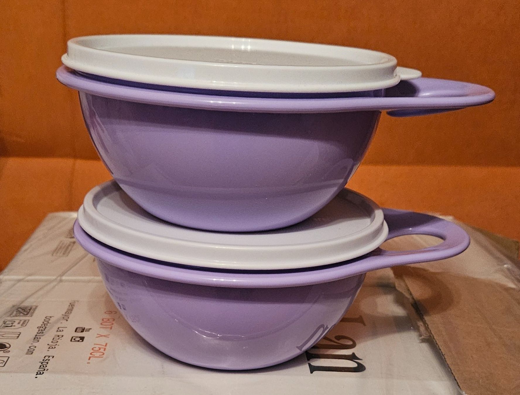 Tupperware Contenitori & Simili: 600ml Schüsseli mit Henkel – Nuovo e nell'imballaggio originale da Hasle b. Burgdorf venduto da buddle32