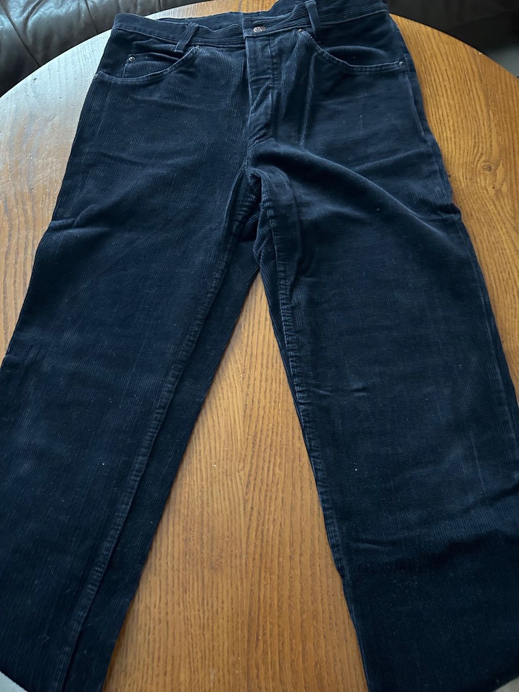 Hosen: Pantalon homme – Gebraucht aus Montsevelier von Batson