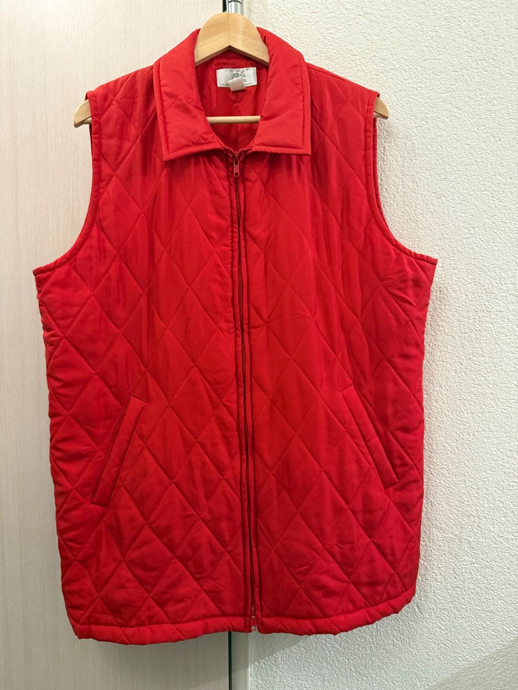 Alba Moda Gilet & Giacche senza maniche: ALBA MODA SEIDENWESTE – Usato da Zürich venduto da heb_c9cj