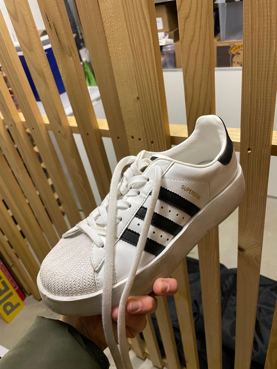 Adidas Scarpe da donna: Adidas Schuhe Superstar – Usato da Oberkirch LU venduto da lea_skv5