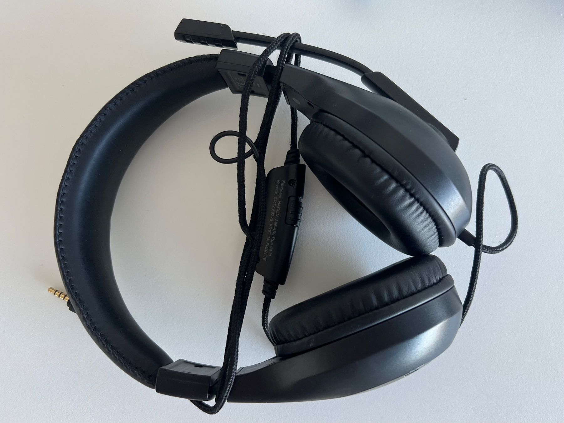 Sony Konsolen: Sony PlayStation 4 Slim inkl. 2 Controller, Headset, Spiele – Gebraucht aus Winterthur von Loic8472 9