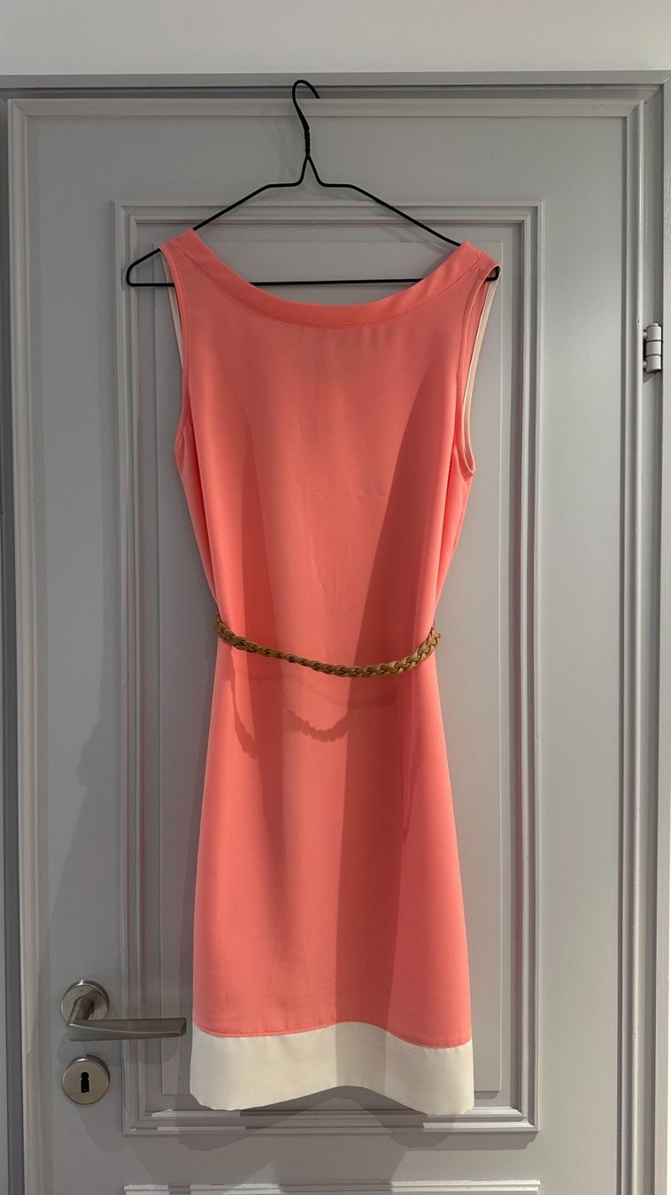 Robes: Süsses Sommerkleidchen, Gr 38, Urlaub, Beach, Sonne – D'occasion à Genève par and_nv8c 1
