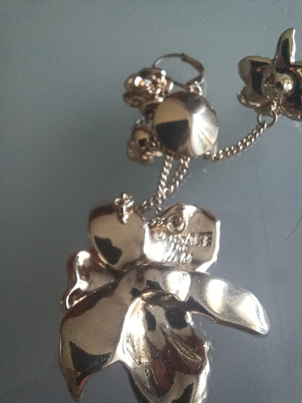 Versace Orecchini pendenti & Orecchini a lobo: Boucles d'oreilles Versace pour H&M  – Nuovo (secondo la descrizione) da Collonges venduto da cam_72xf 2