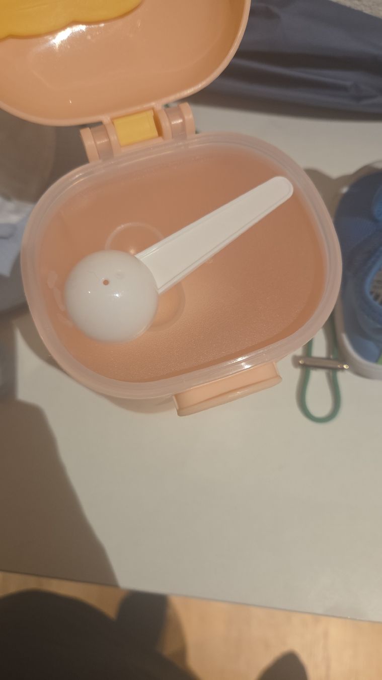 Behälter & Ähnliches: milchpulver behälter – Gebraucht aus Emmenbrücke von cel_j8wn 1