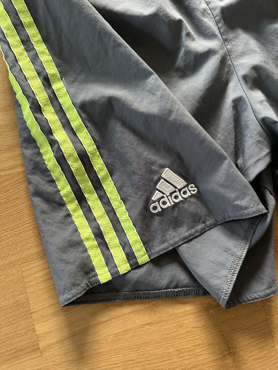 Adidas Pantalons: Short Adidas Real Madrid Climacool Taille M – D'occasion à Boécourt par Mv898 2