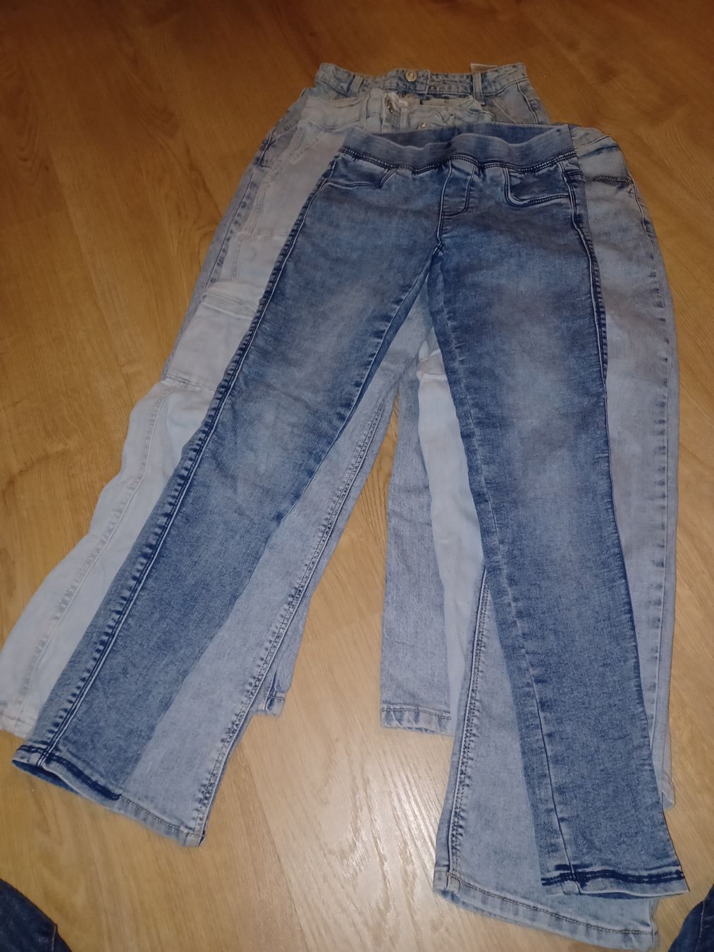 Pantaloni: Lange Jeans Mädchen Grösse 152 – Usato da Zufikon venduto da Jimbojohnson 4
