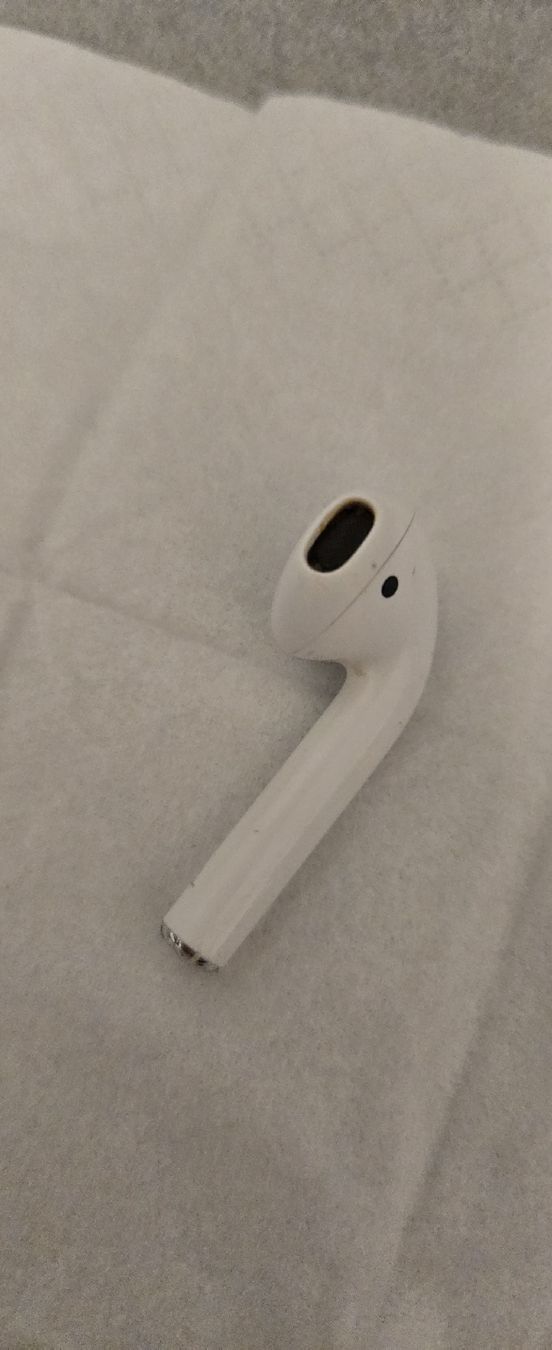 Apple Cuffie: Apple AirPods mit Ladecase – Usato da Neuenhof venduto da archia 1