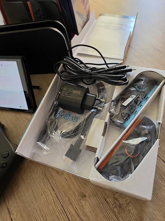 Nintendo Console: Nintendo Switch 2 neuve garantie 2029 – Nuovo (secondo la descrizione) da Eysins venduto da TahisarangGamesTCG 1