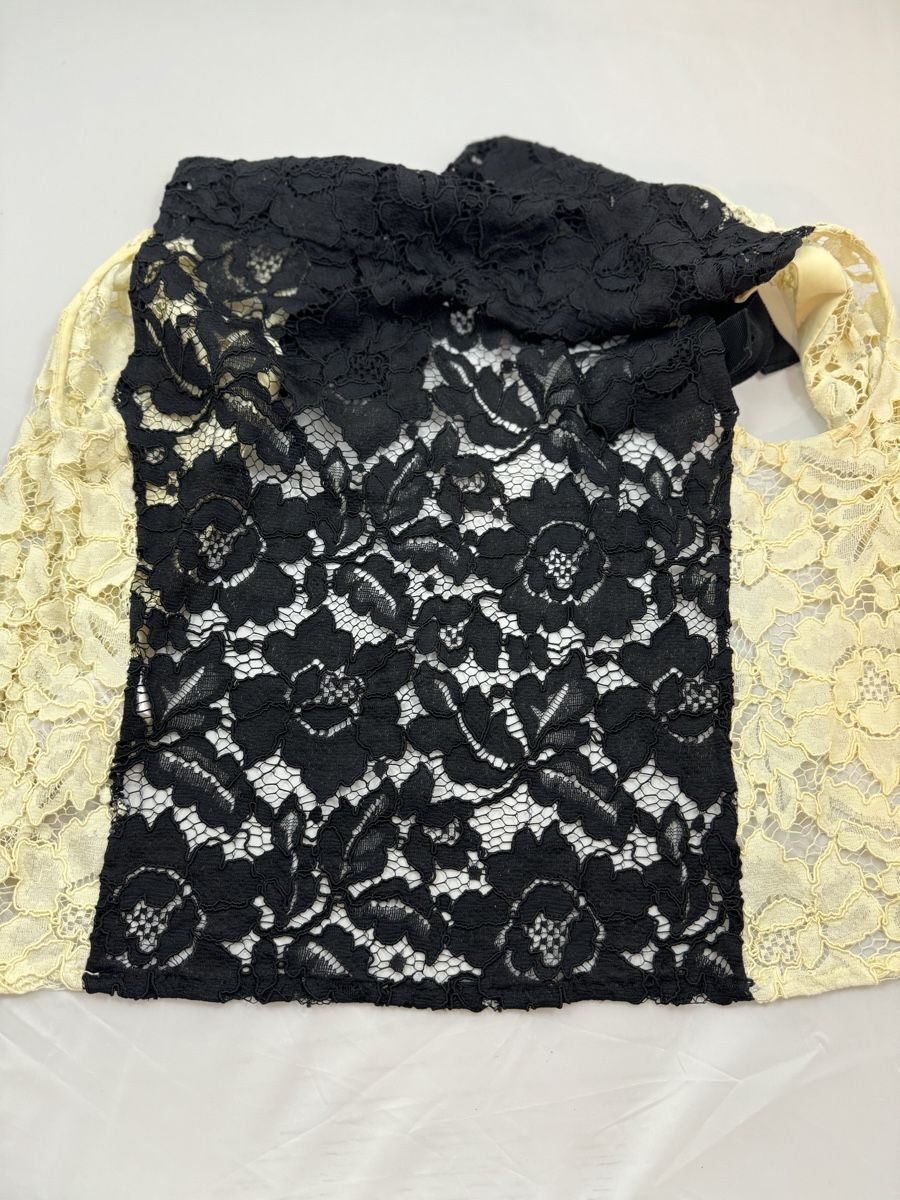 Sandro Tops: Sandro Paris Lace Top, Size 36 Black/Cream – Gebraucht aus Hurden von rac_wyf8 4