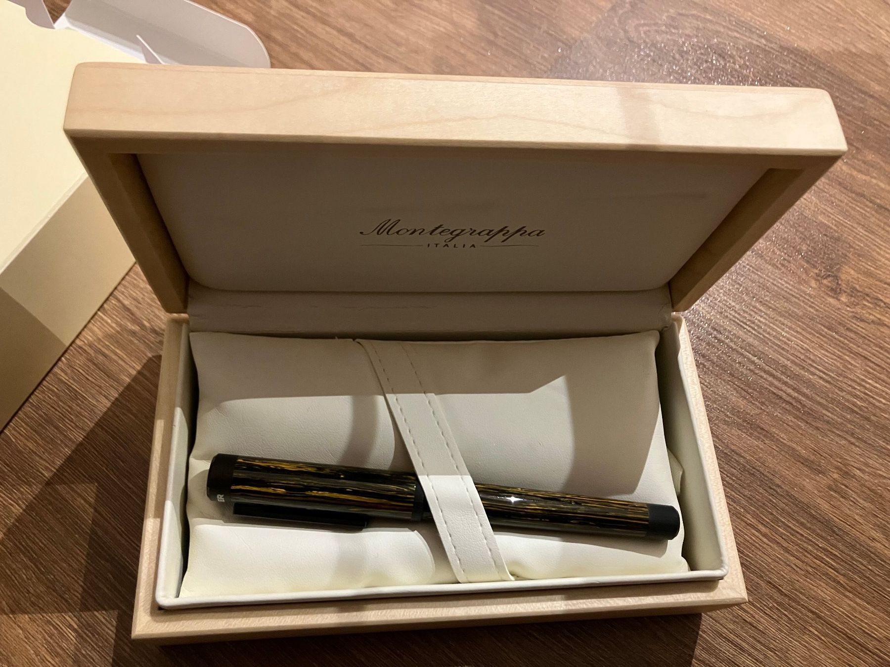 Montegrappa Penna & Evidenziatori: Montegrappa YB Meister Füllfederhalter – Nuovo e nell'imballaggio originale da Unterseen venduto da amj_zz7j 2