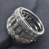 Edler Brillantring in 750 Weissgold