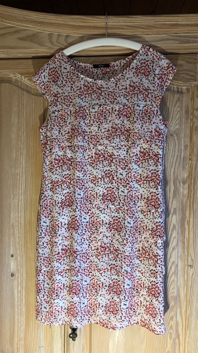 Vestiti: Sommerliches Kleid mit Pünktchen Muster, – Usato da Balsthal venduto da wasserente 1