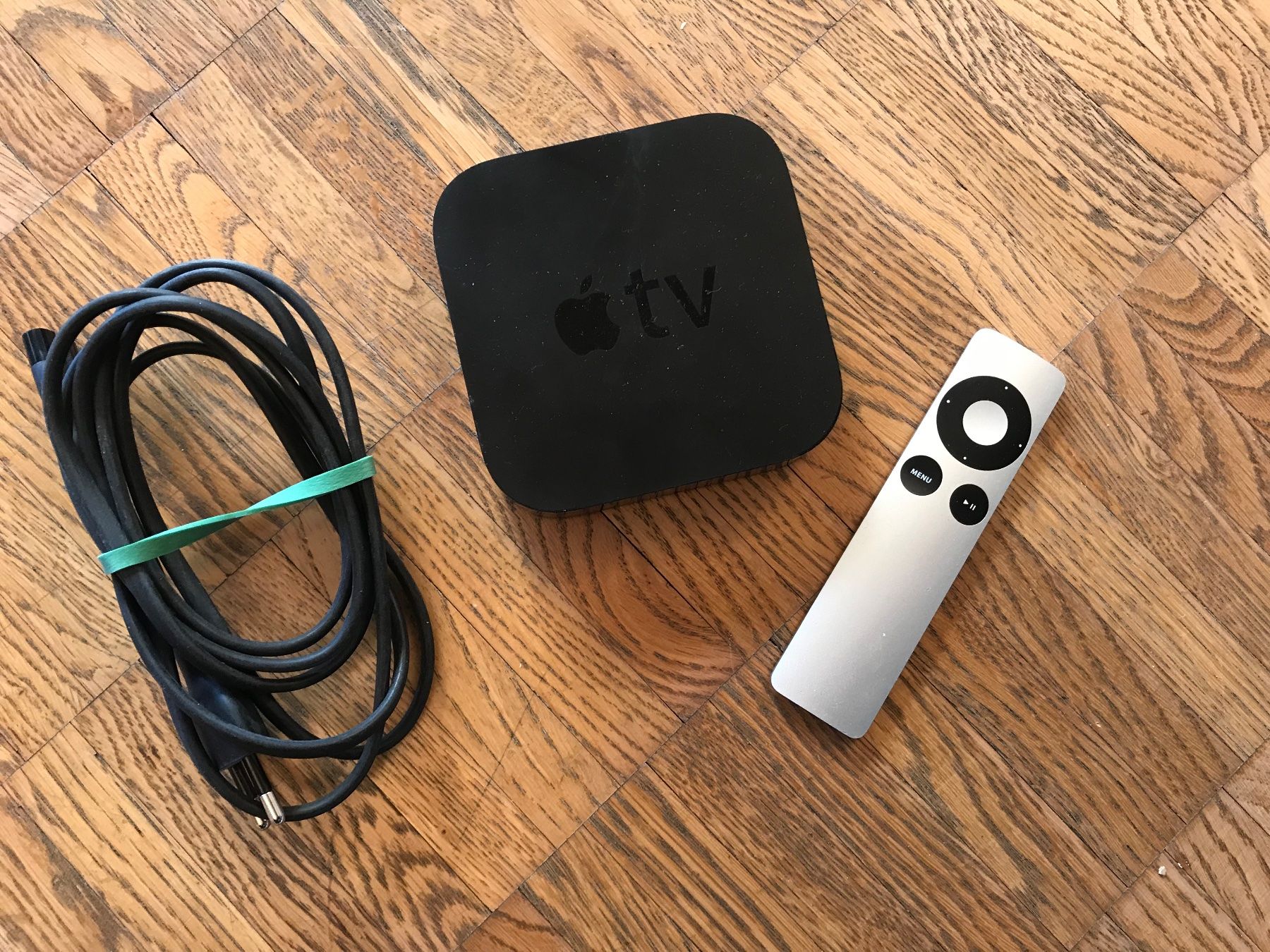 Apple Lettore multimediale & Streamer: Apple TV  (3. Generation) - A1469 – Usato da Münchenbuchsee venduto da Brunopatrick