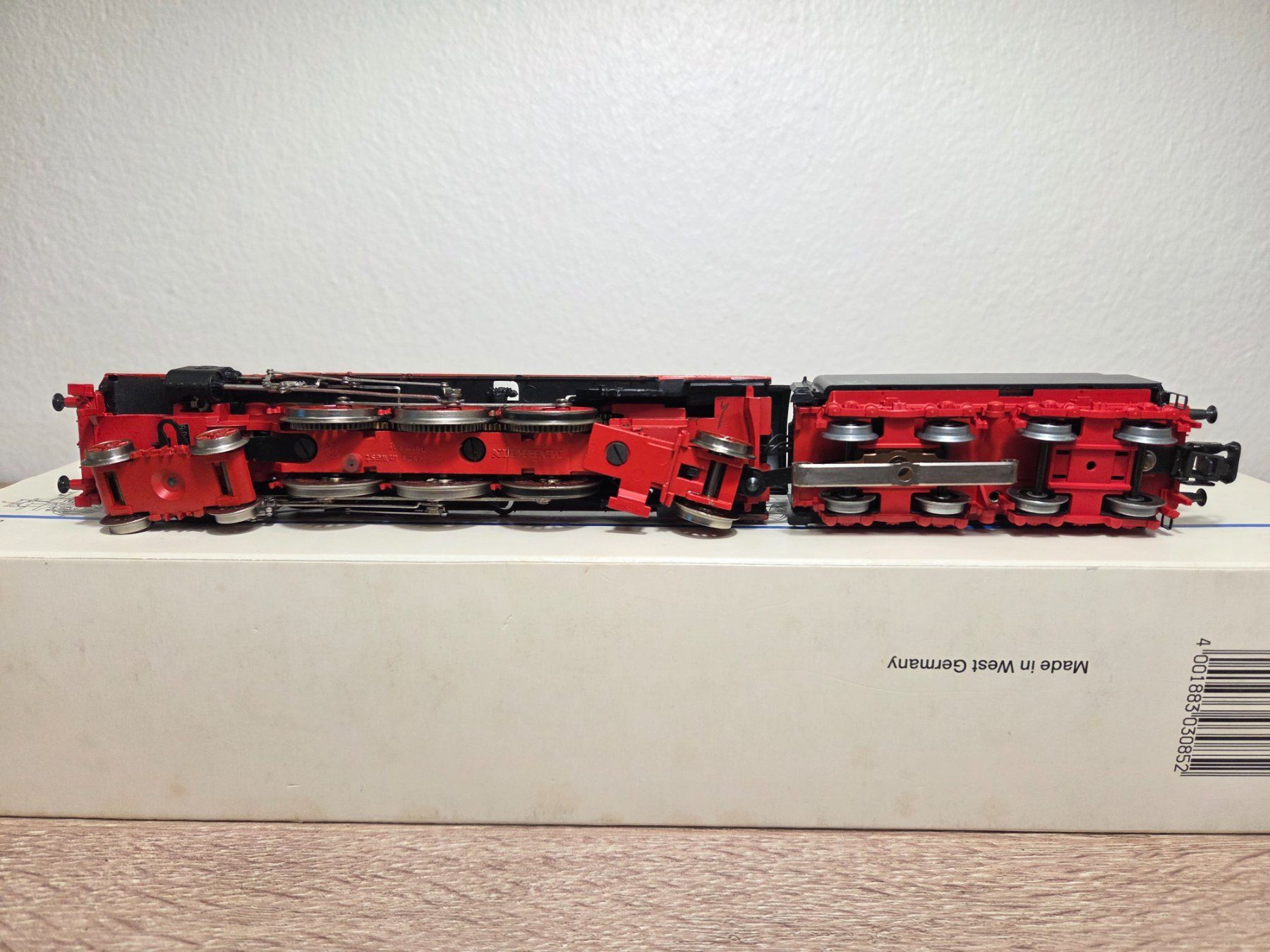 Märklin Modellini di ferrovie: Märklin 3085 Dampflok BR 003 DB H0 – Usato da St-Aubin-Sauges venduto da Lo_Go 5